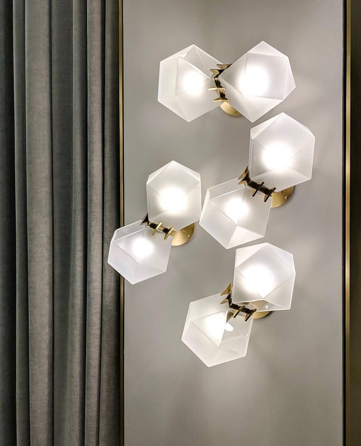 WELLES Glass Wall Sconce